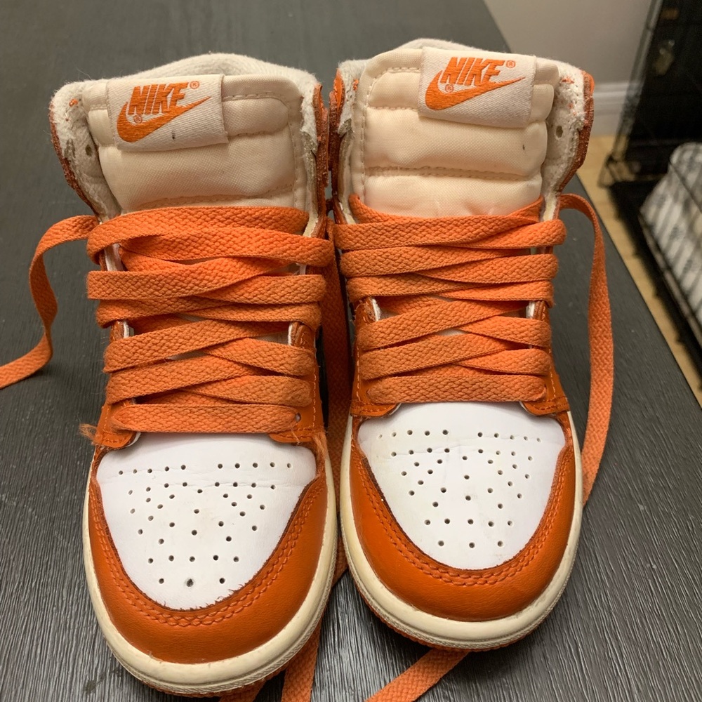 Jordan 1 retro high little kids size 11.5
